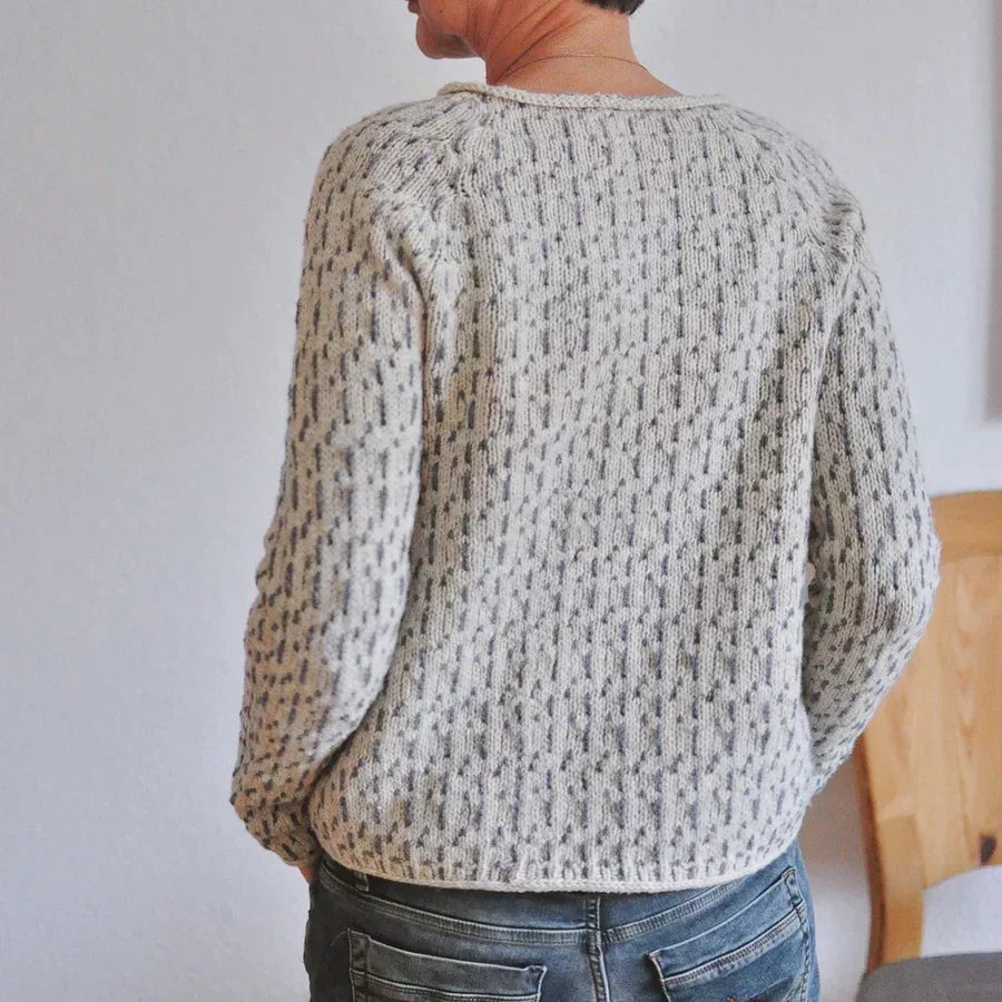 Victoria | Elegancki szary sweter z dekoltem łódki