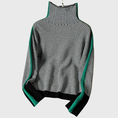 Sweter z wysokim kołnierzem