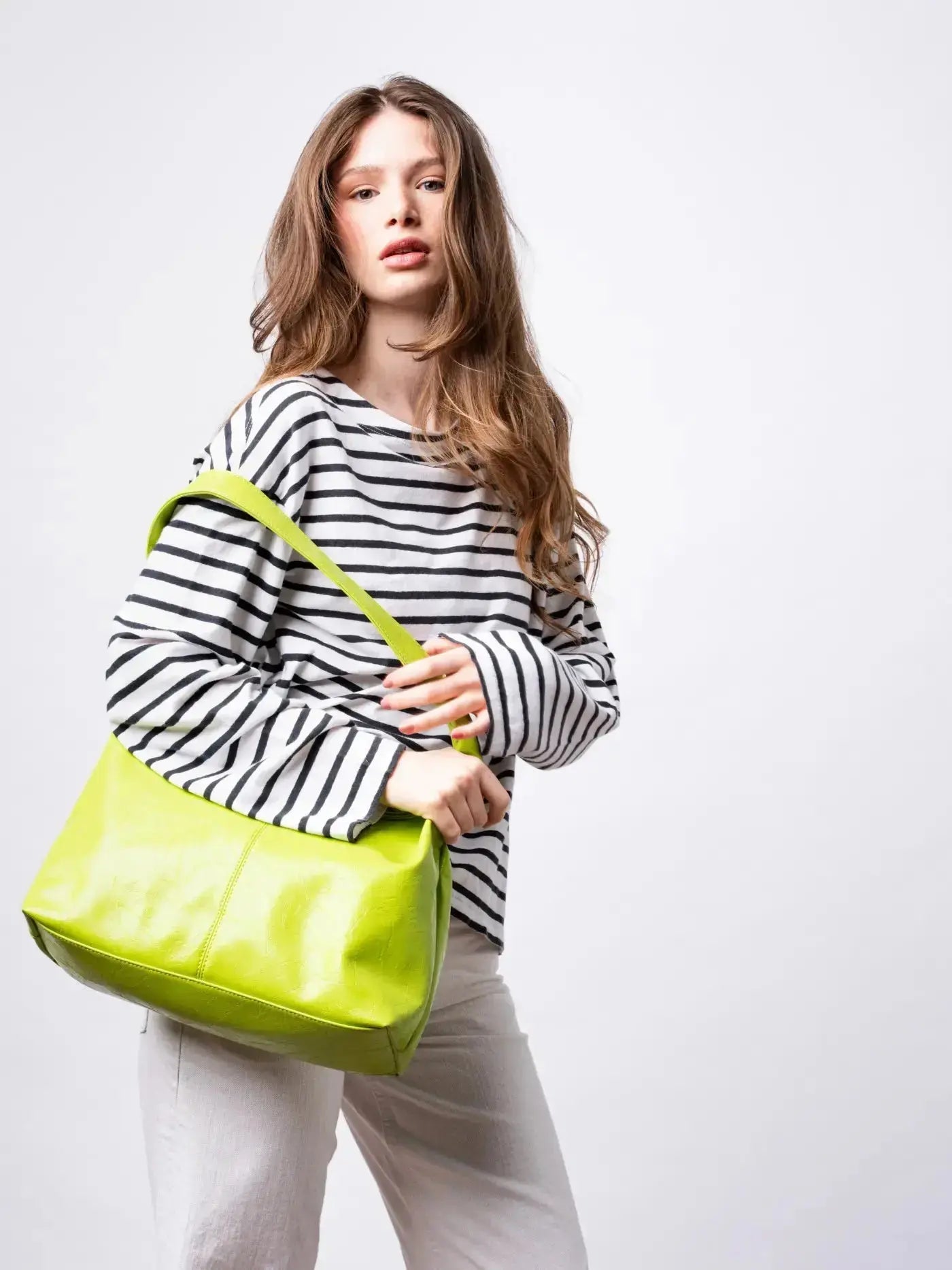 Torba Scarlett z przetartą skórą
